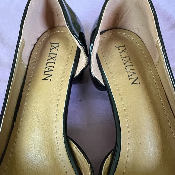 Never worn!!! Gorgeous Black patent leather with gold buckle and red bottom. - Picture 8 of 8